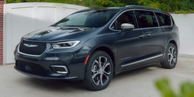 Used 2023 Chrysler Pacifica Touring L Vans