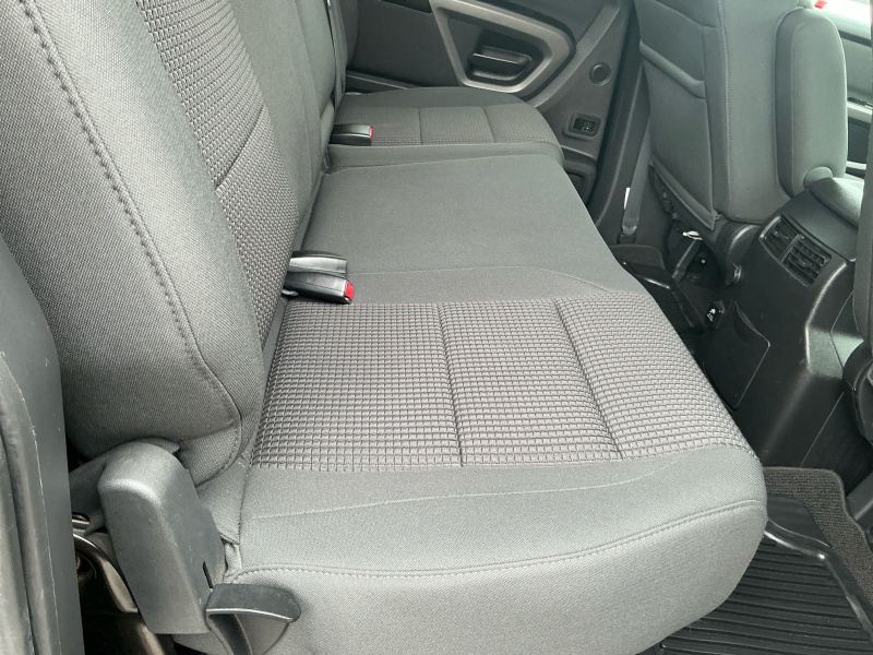 2015 Nissan Titan
