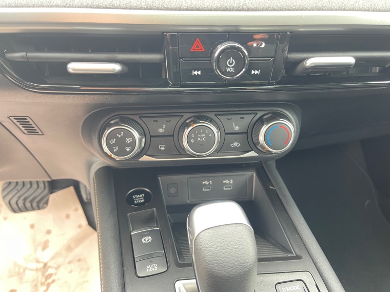 2025 Nissan Kicks