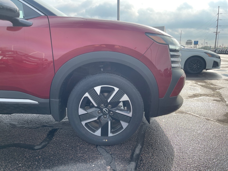2025 Nissan Kicks