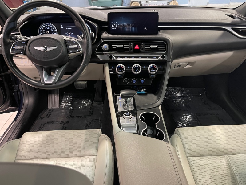 2023 Genesis G70