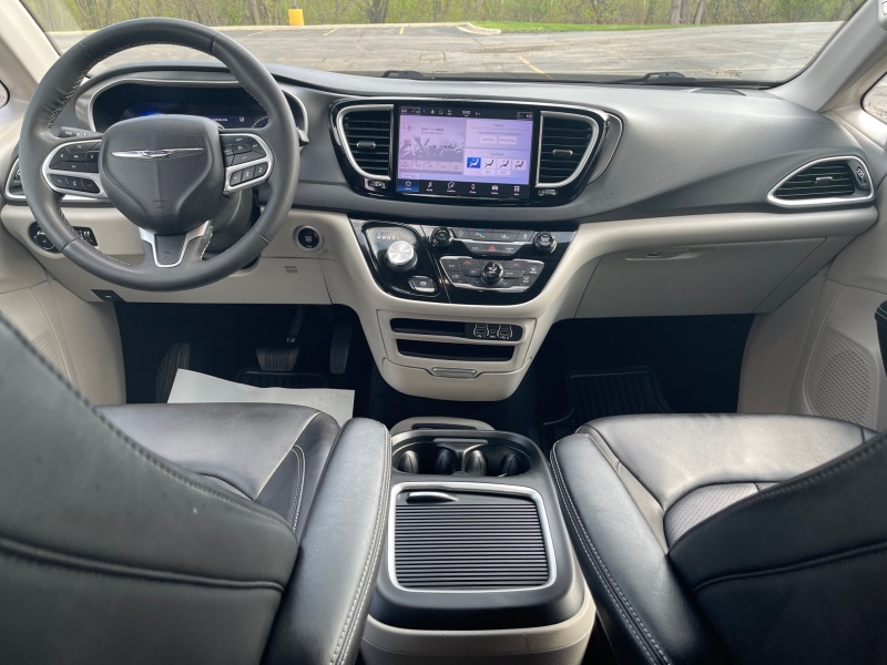 2023 Chrysler Pacifica