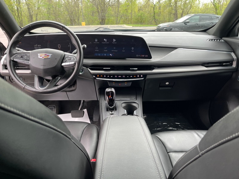 2024 Cadillac XT4