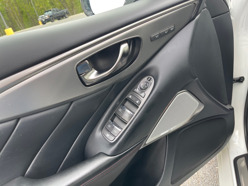 2022 INFINITI Q50