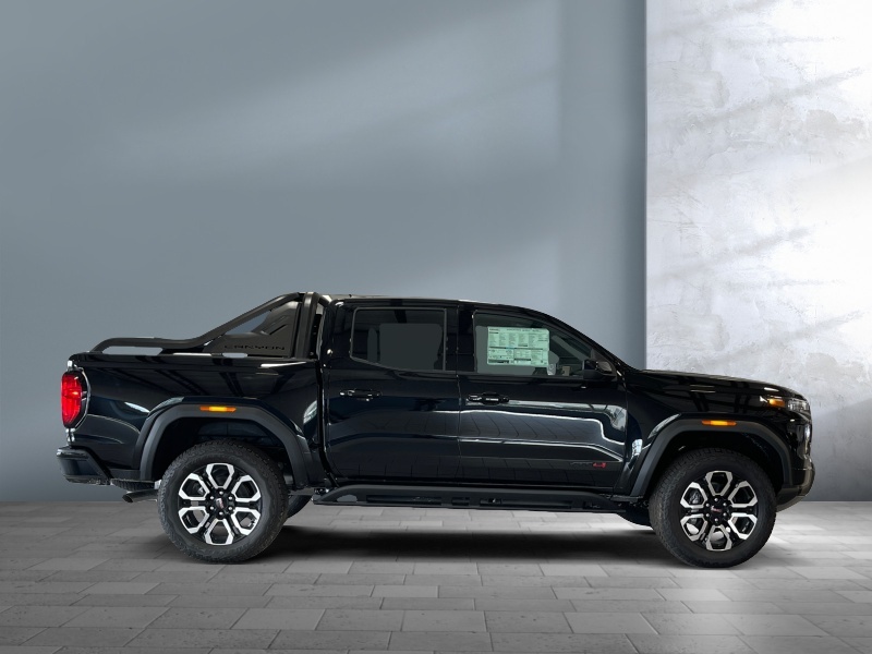 2025 GMC Canyon