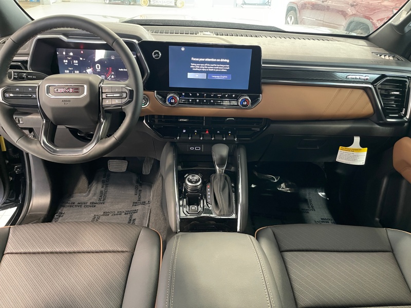 2025 GMC Canyon