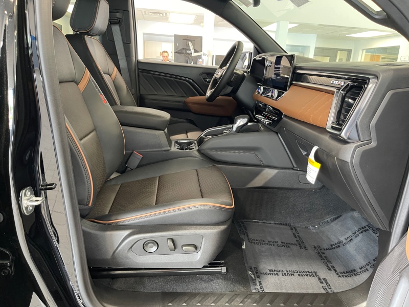 2025 GMC Canyon