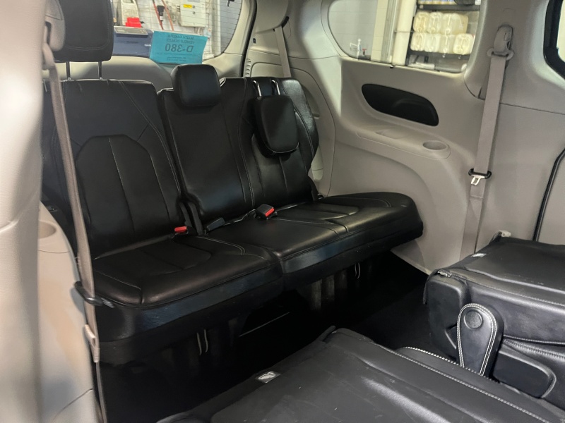 2022 Chrysler Pacifica