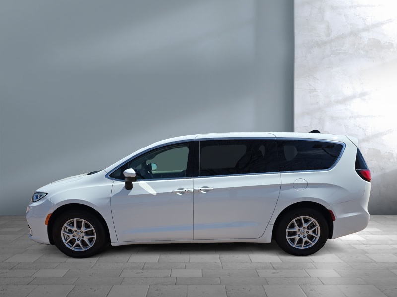 2023 Chrysler Pacifica