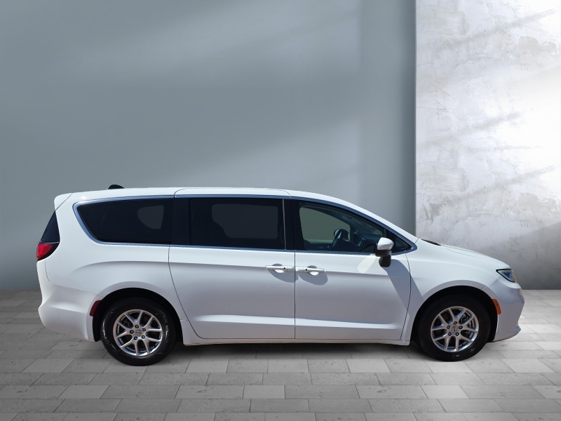 2023 Chrysler Pacifica