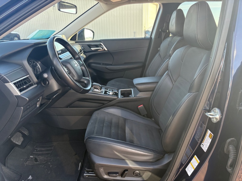 2024 Mitsubishi Outlander