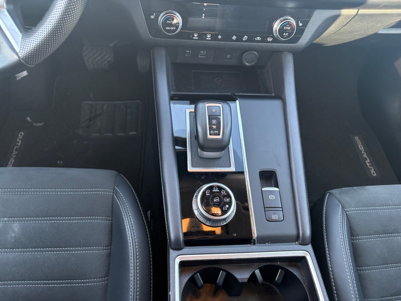 2024 Mitsubishi Outlander