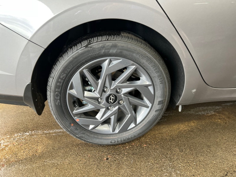 2024 Hyundai Elantra Hybrid