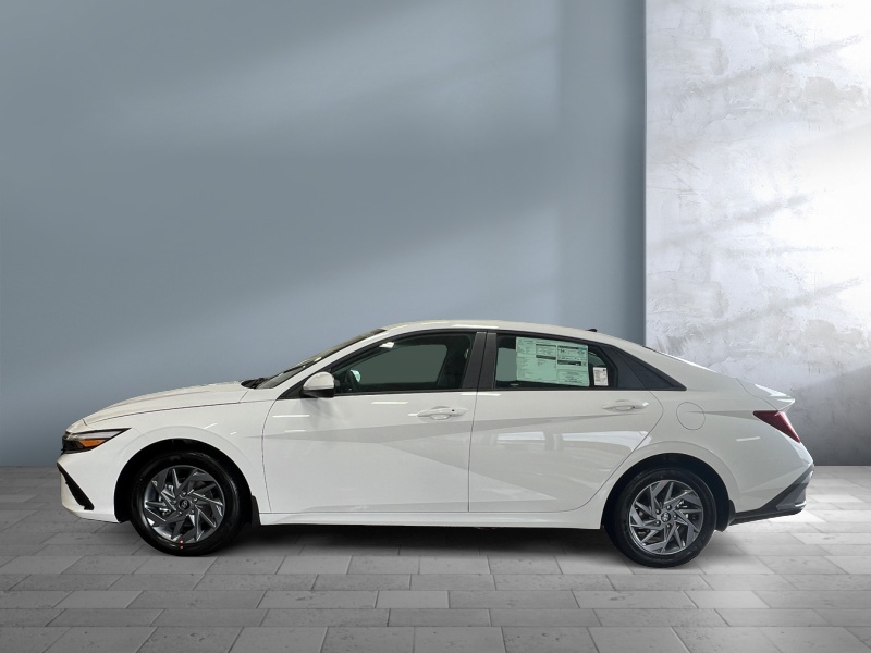 2024 Hyundai Elantra Hybrid