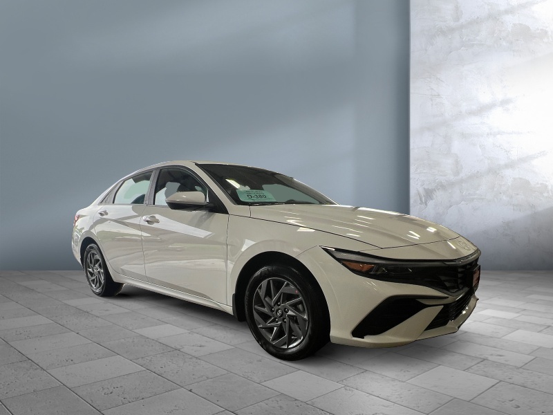 2024 Hyundai Elantra Hybrid
