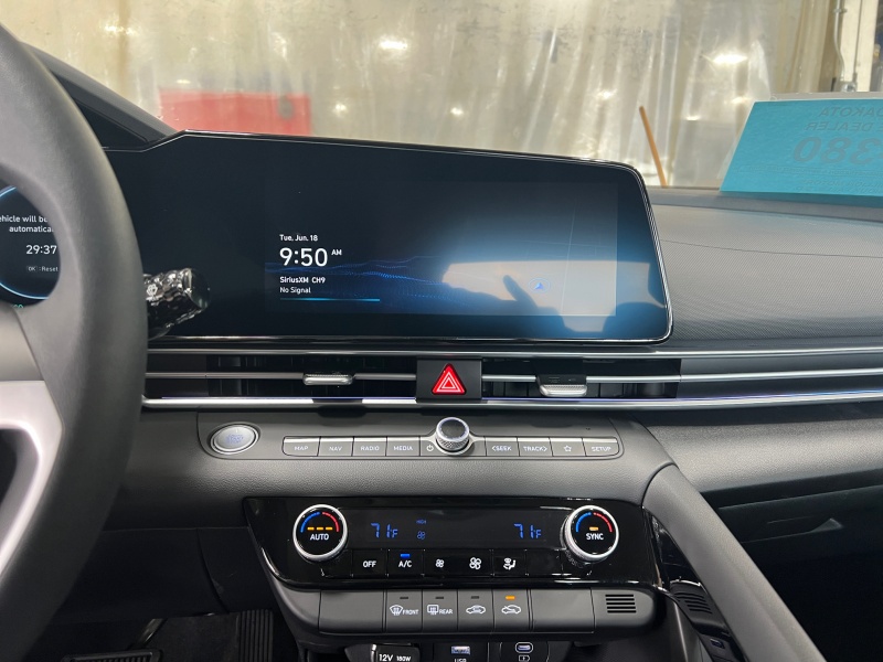 2024 Hyundai Elantra Hybrid