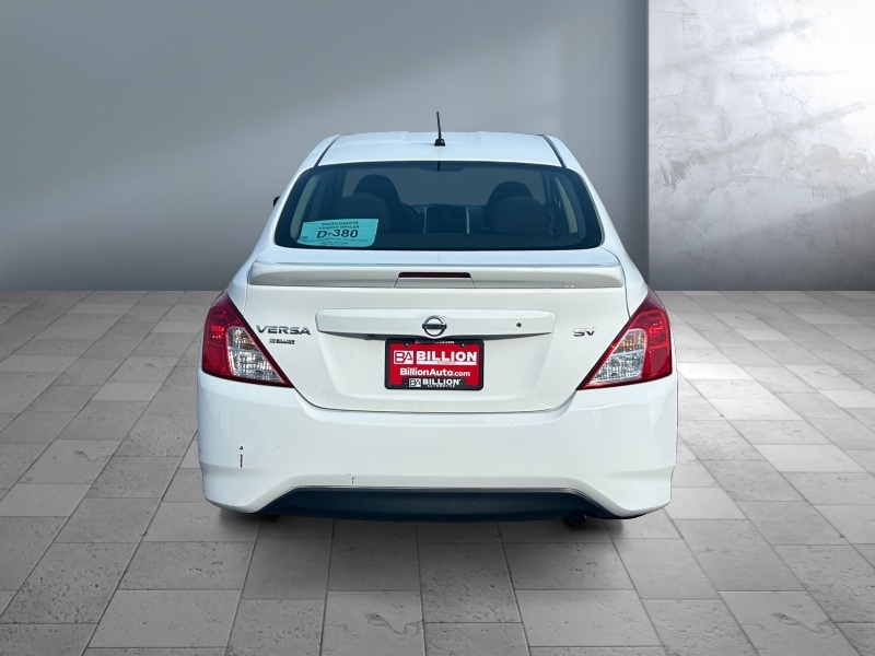 2018 Nissan Versa Sedan