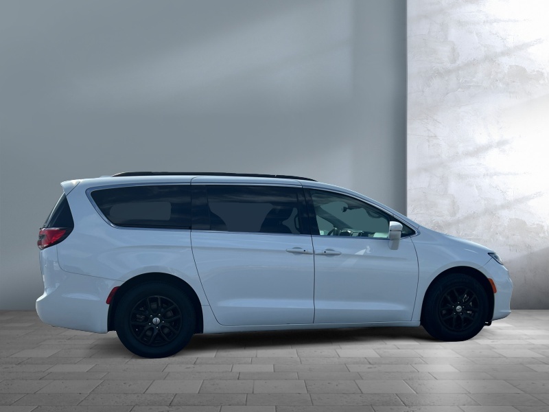 2022 Chrysler Pacifica