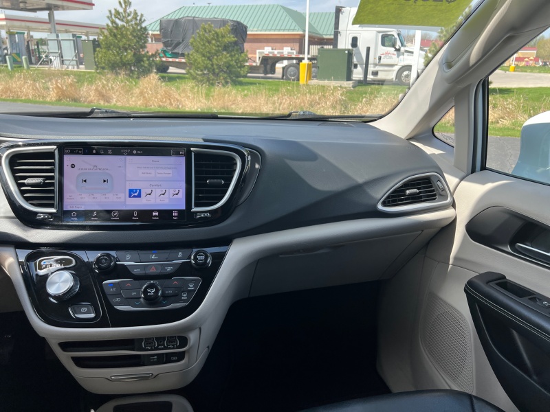 2022 Chrysler Pacifica