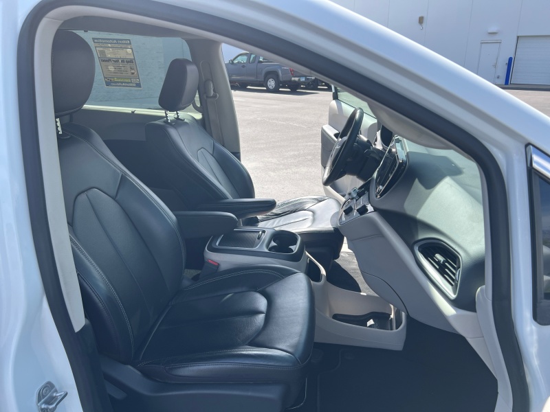 2022 Chrysler Pacifica