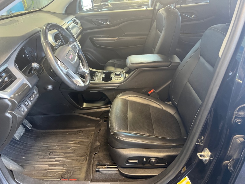 2021 GMC Acadia