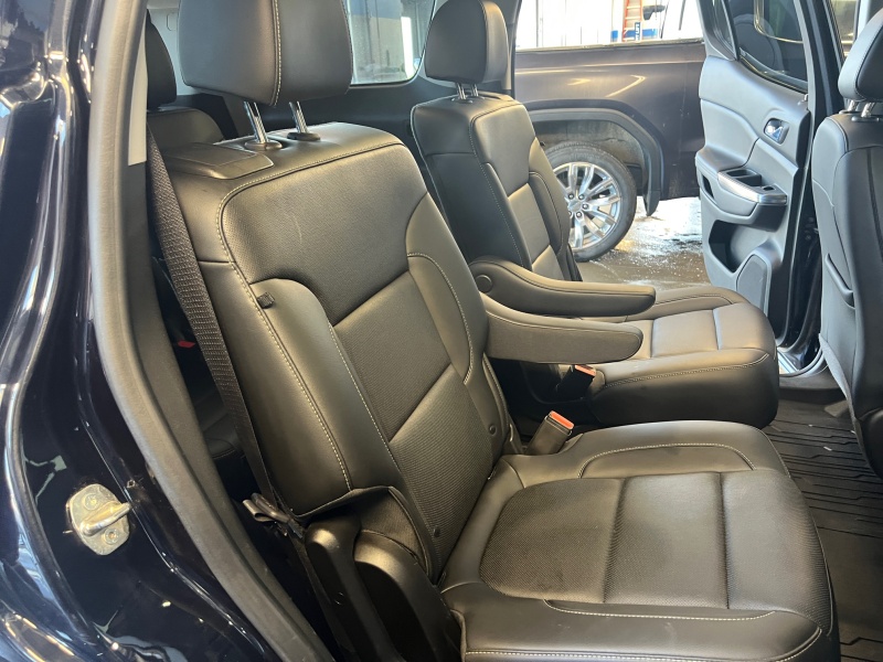 2021 GMC Acadia