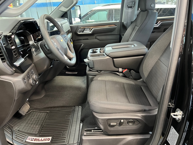 2025 Chevrolet Silverado 3500HD