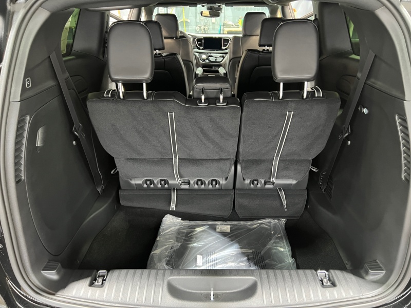 2026 Chrysler Pacifica