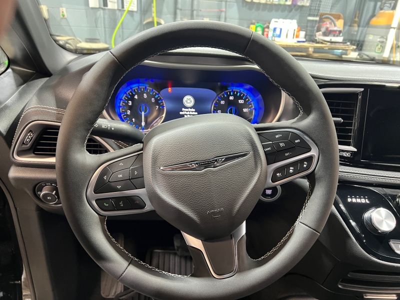 2026 Chrysler Pacifica