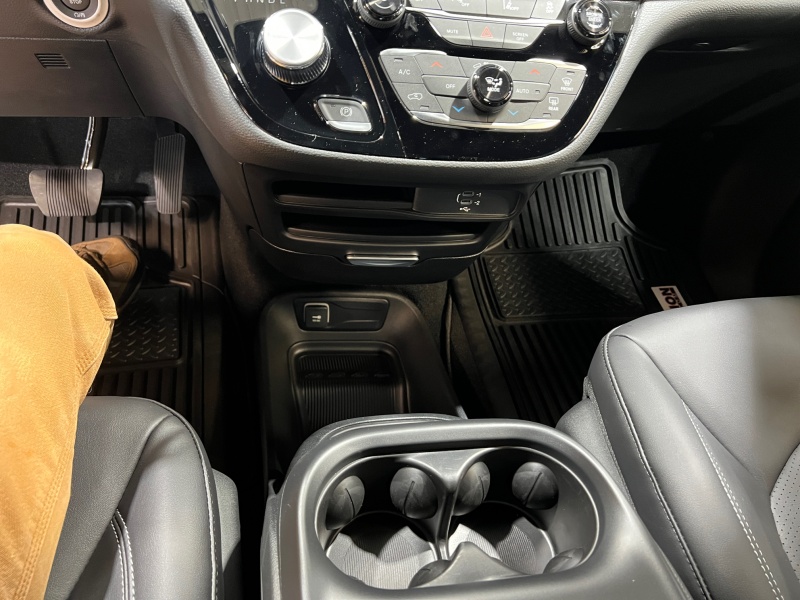 2026 Chrysler Pacifica