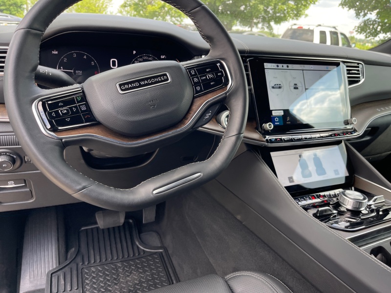 2024 Jeep Grand Wagoneer L