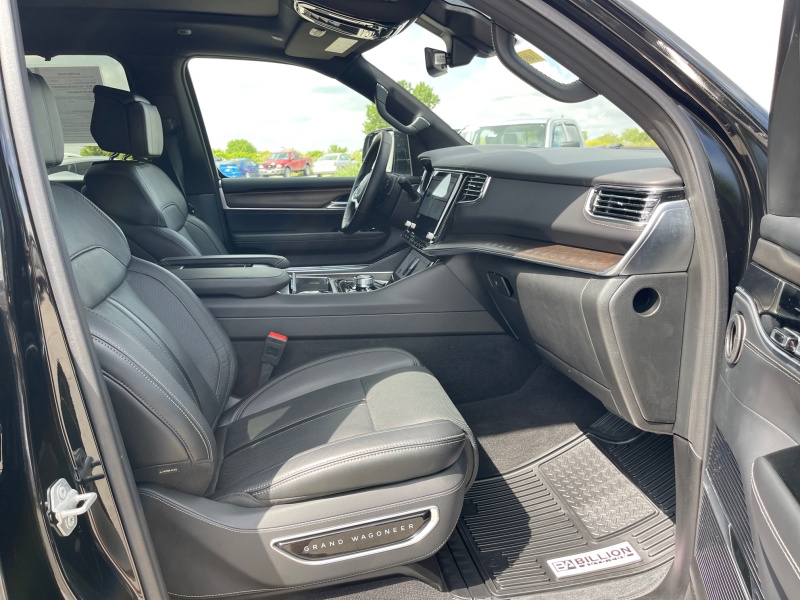 2024 Jeep Grand Wagoneer L