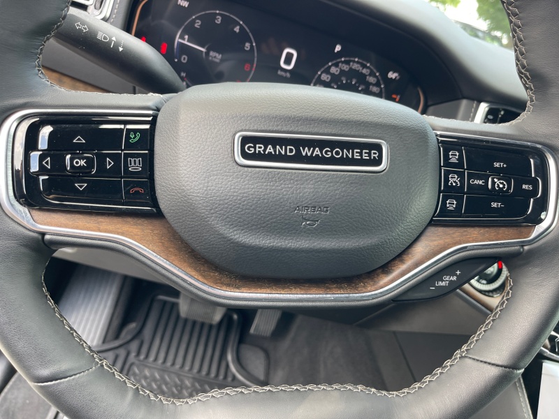 2024 Jeep Grand Wagoneer L