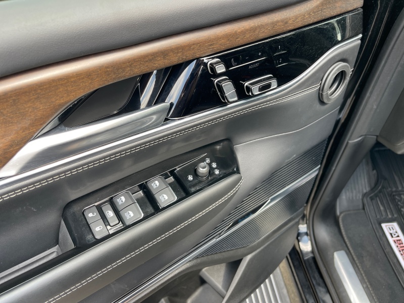 2024 Jeep Grand Wagoneer L
