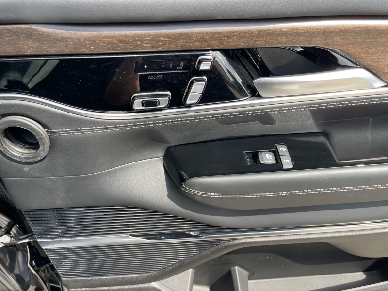 2024 Jeep Grand Wagoneer L