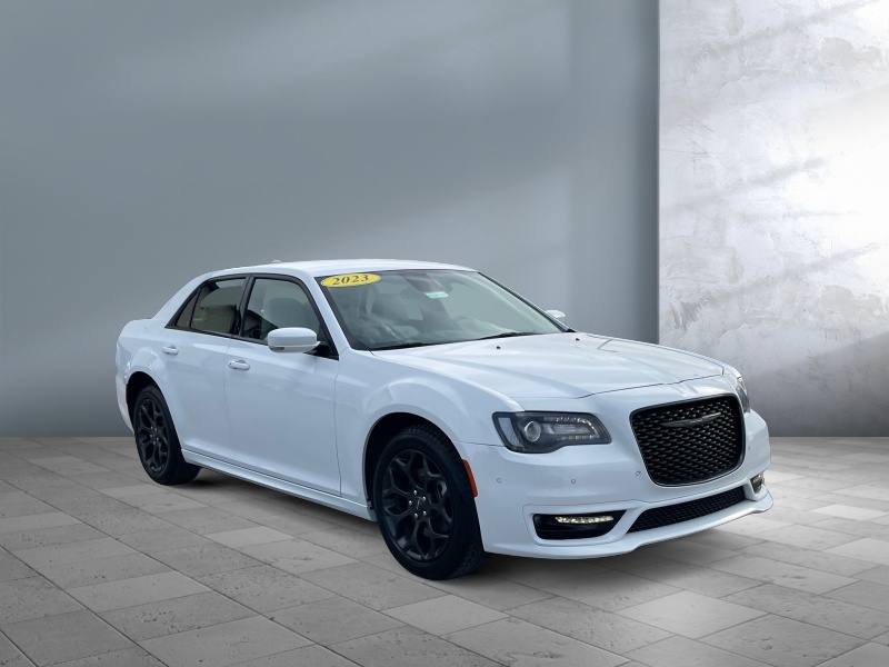 2023 Chrysler 300