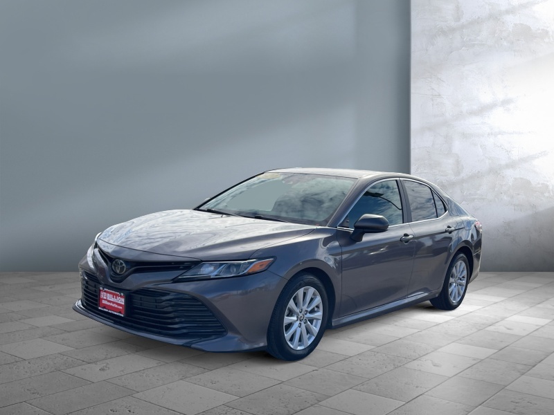 Used 2020 Toyota Camry LE Cars