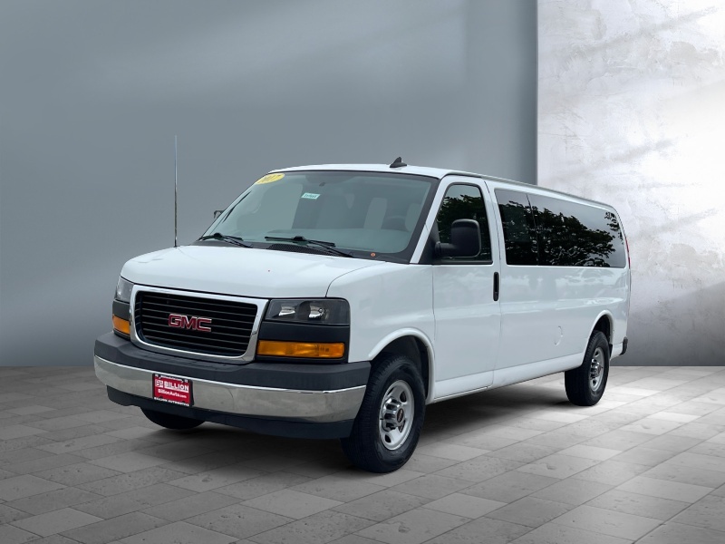2017 GMC Savana Passenger