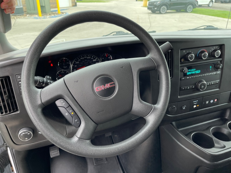 2017 GMC Savana Passenger
