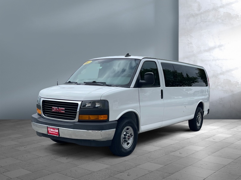 2017 GMC Savana Passenger