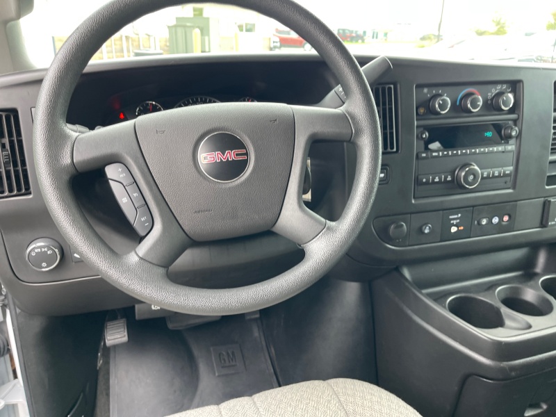 2017 GMC Savana Passenger