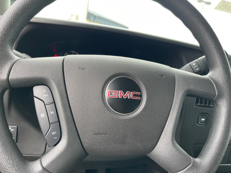 2017 GMC Savana Passenger