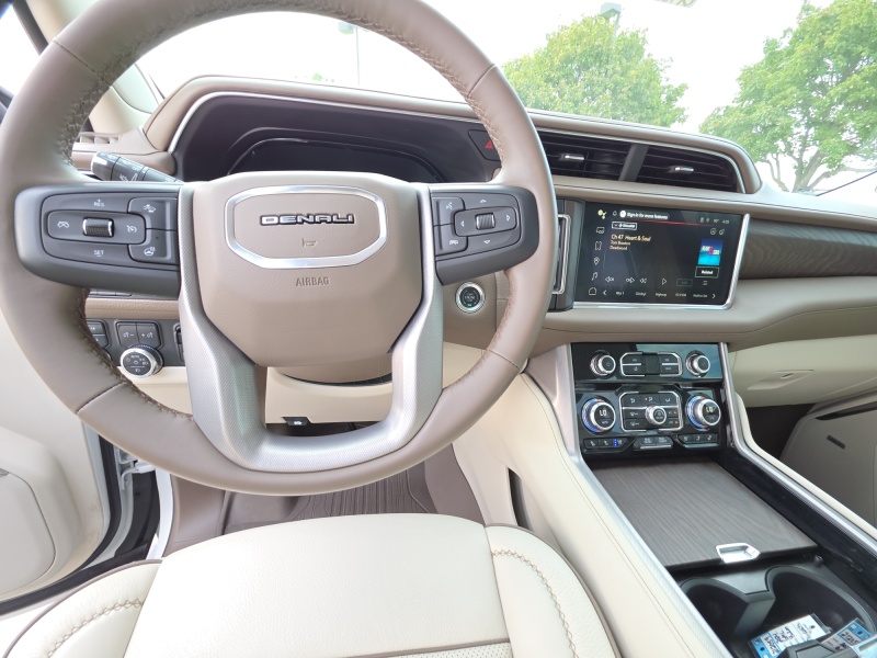 2024 GMC Yukon XL
