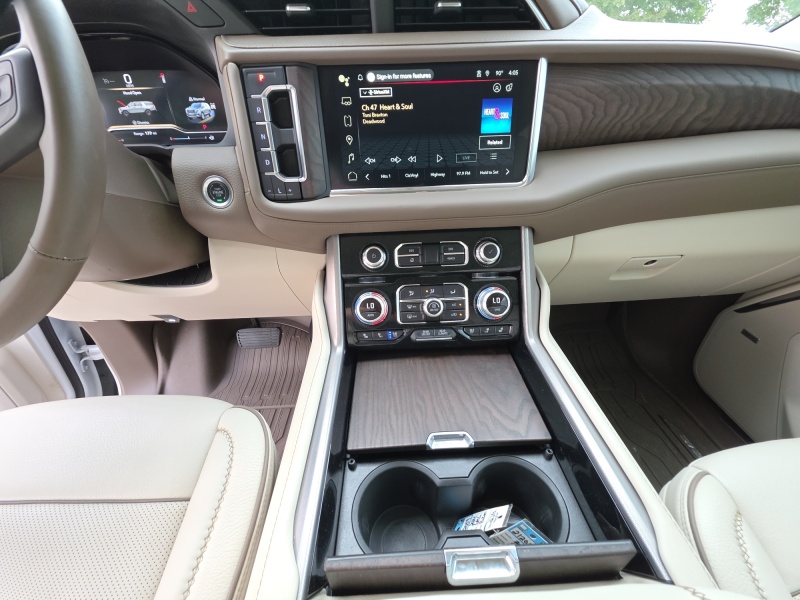 2024 GMC Yukon XL