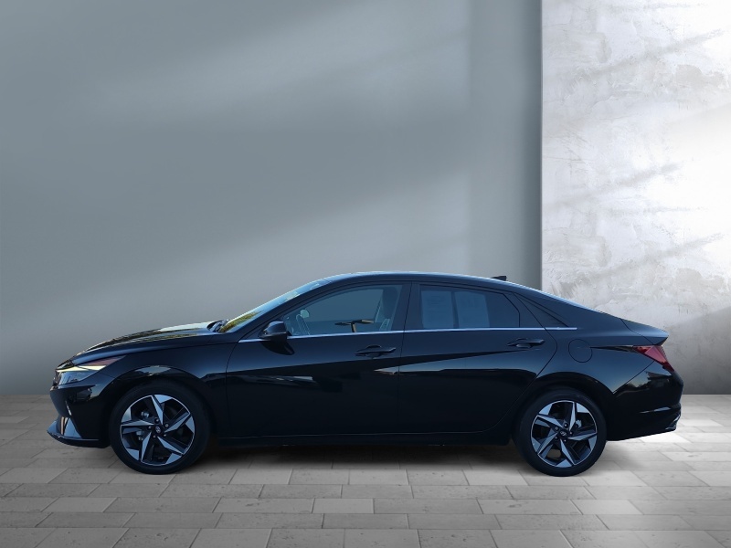 2022 Hyundai Elantra