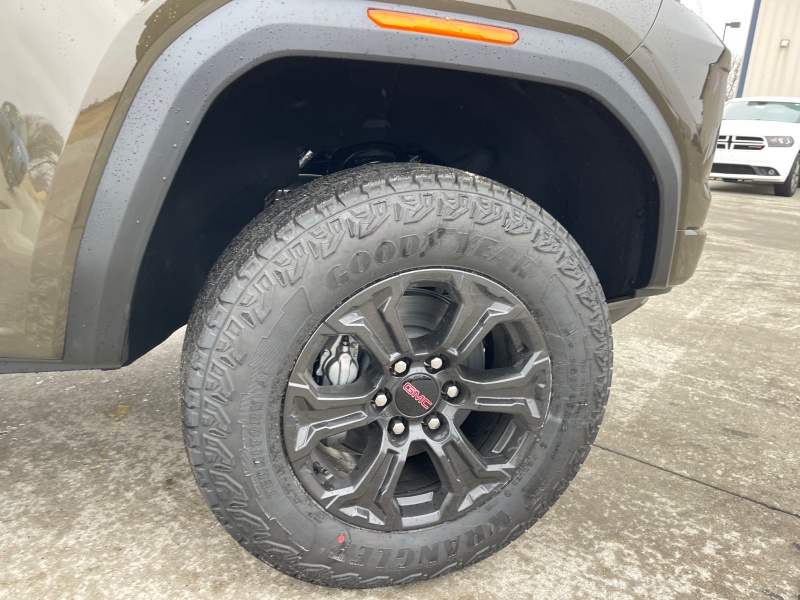 2025 GMC Canyon