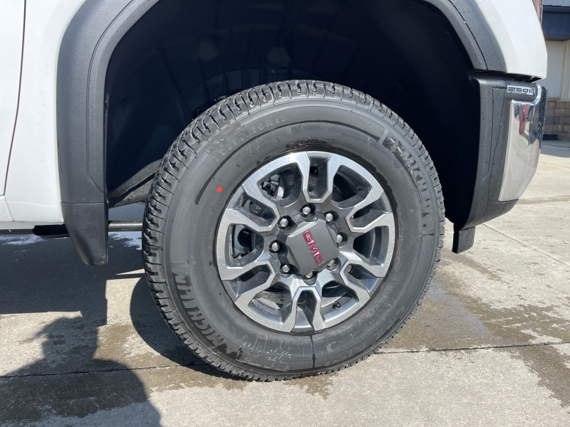 2025 GMC Sierra 2500HD
