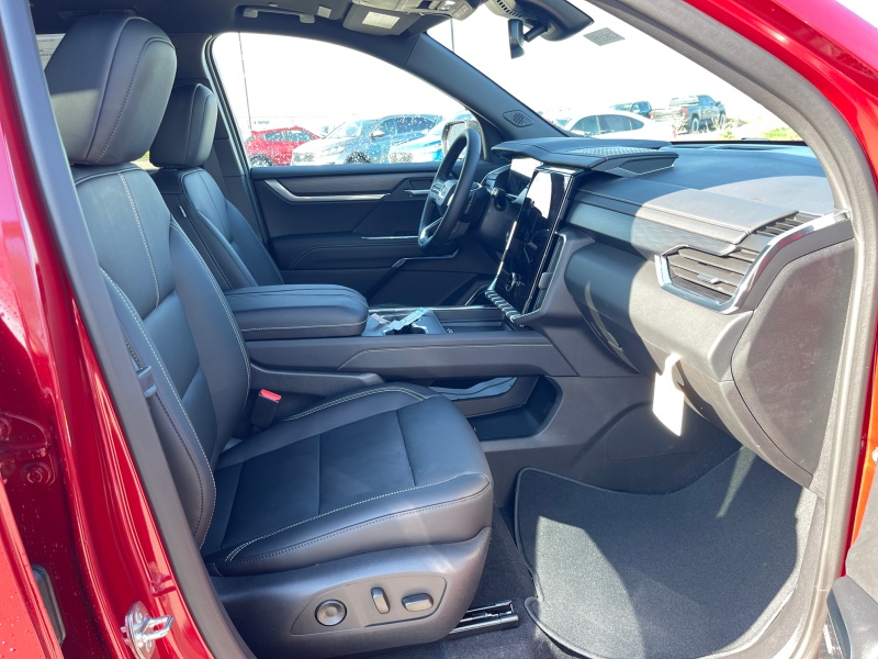 2025 GMC Acadia