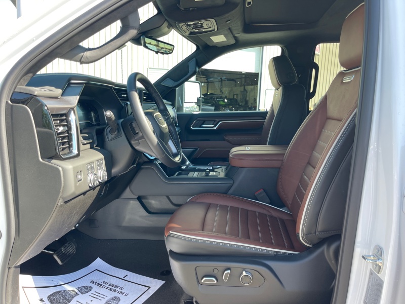 2025 GMC Sierra 3500HD
