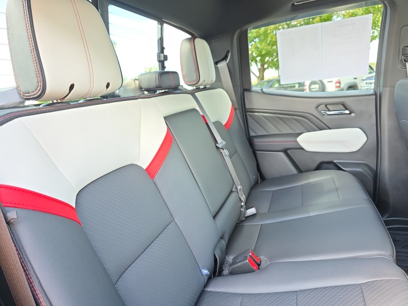 2024 GMC Canyon